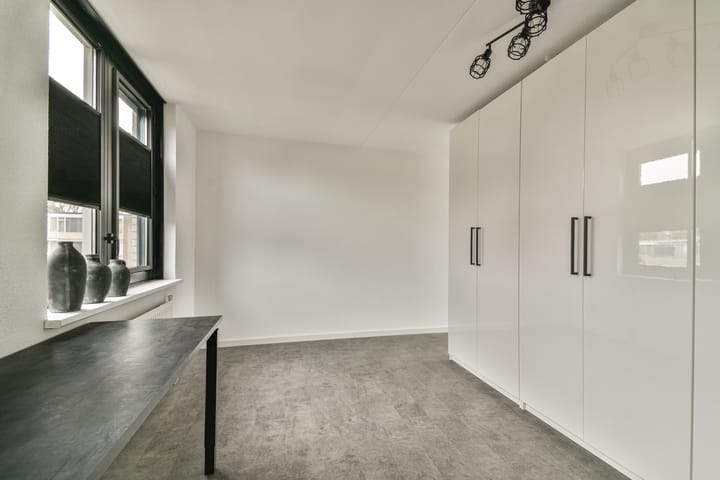 Photo 28 of mr. Verschuurstraat 33