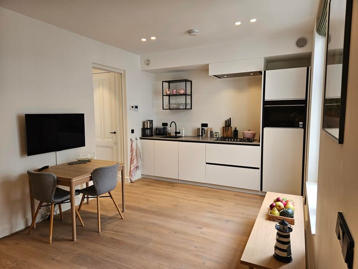 Photo 15 of Prinseneiland 93-B