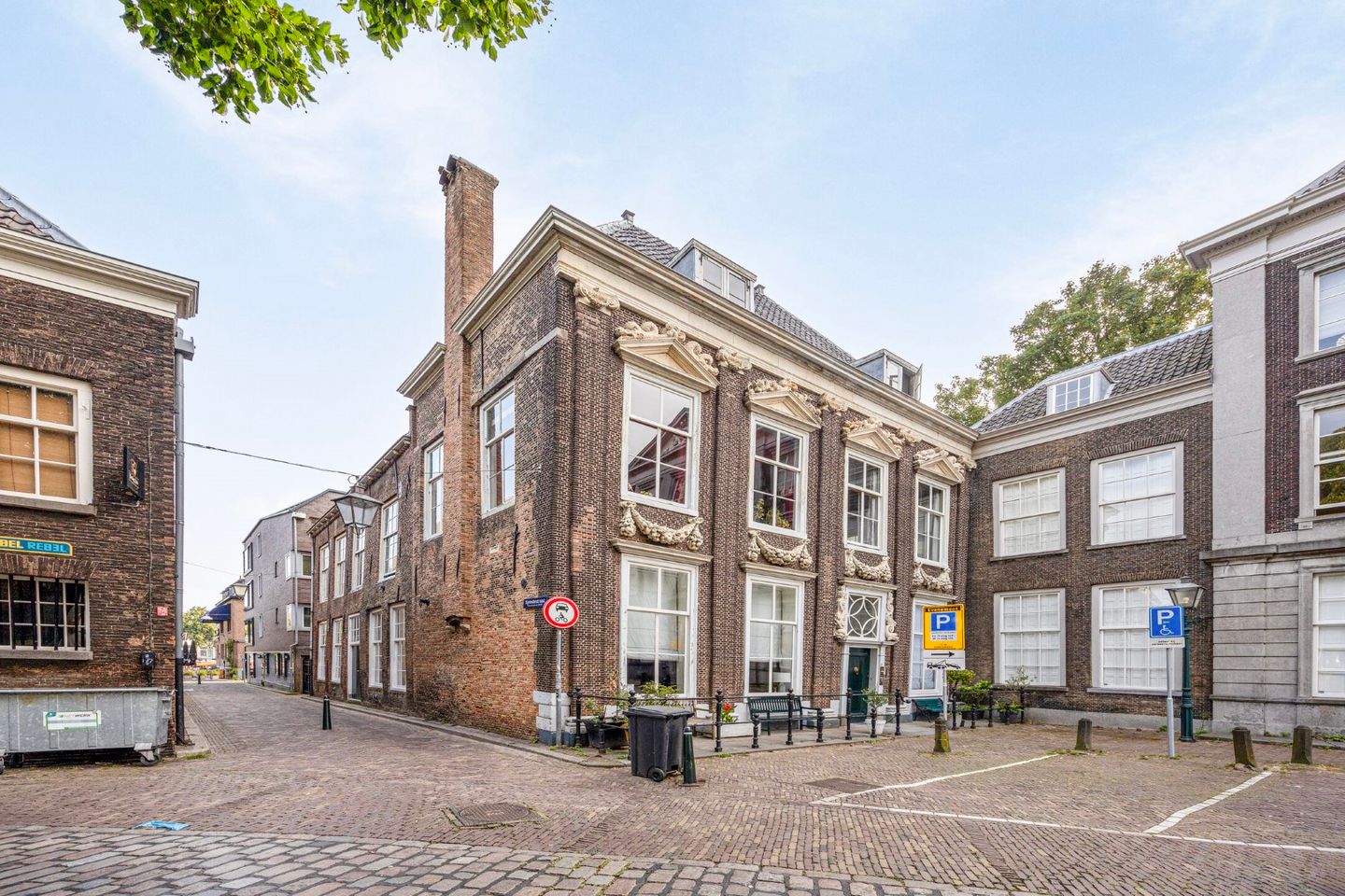 Bekijk foto 1 van Synodestraat 2-4
