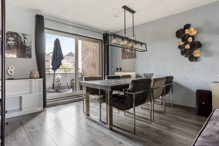 Photo 6 of Goudmos 86