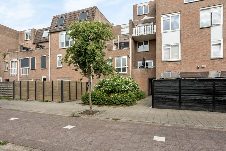 Photo 16 of Goudmos 86