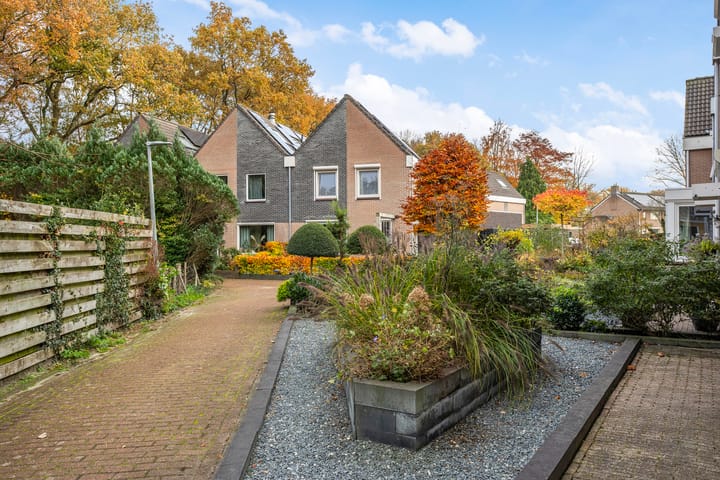 Foto 48 van Larixweg 18