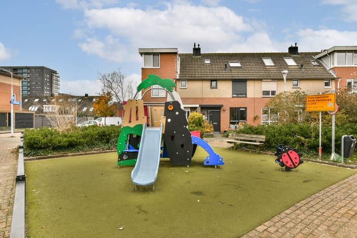 Foto 6 van Rie Cramerplantsoen 29