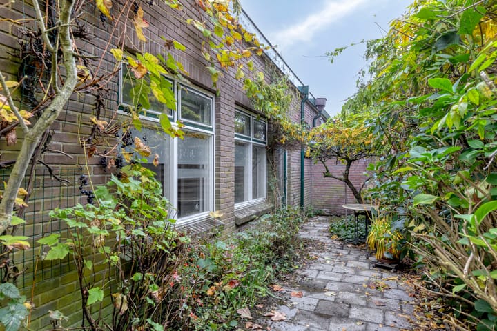 Foto 37 van Groen van Prinstererweg 45