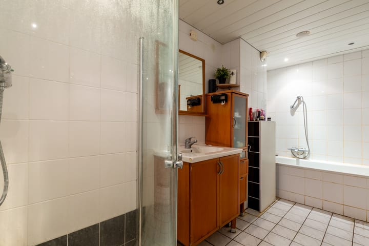 Foto 30 van Regenboogweg 72