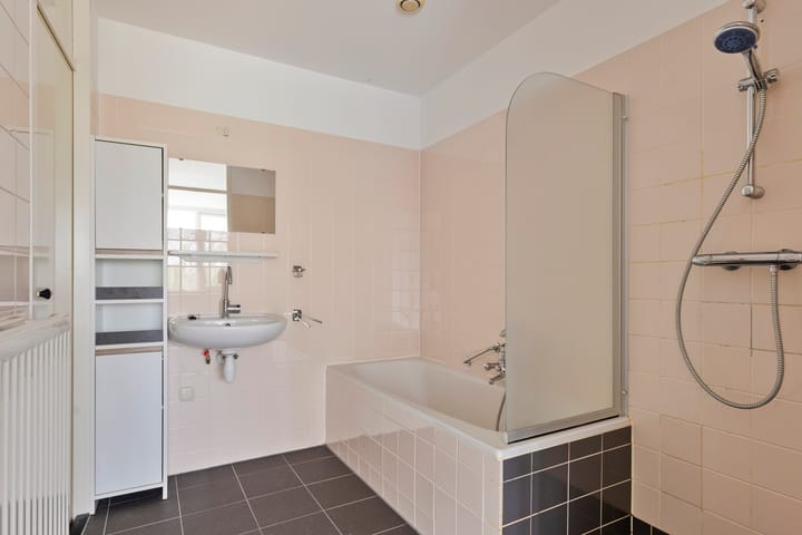 Foto 12 van Curiestraat 33