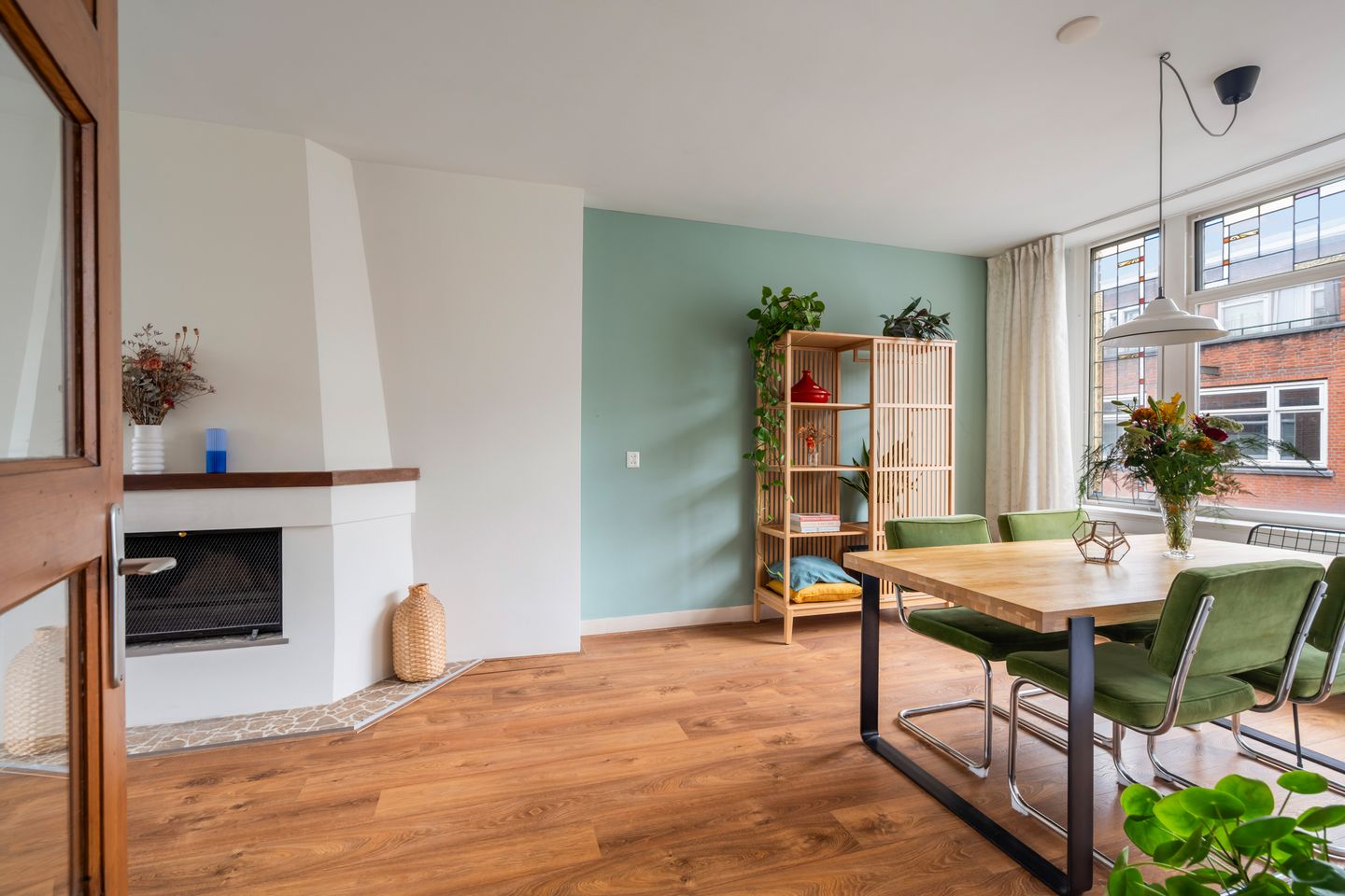 Photo 5 of Bisschopstraat 25-C