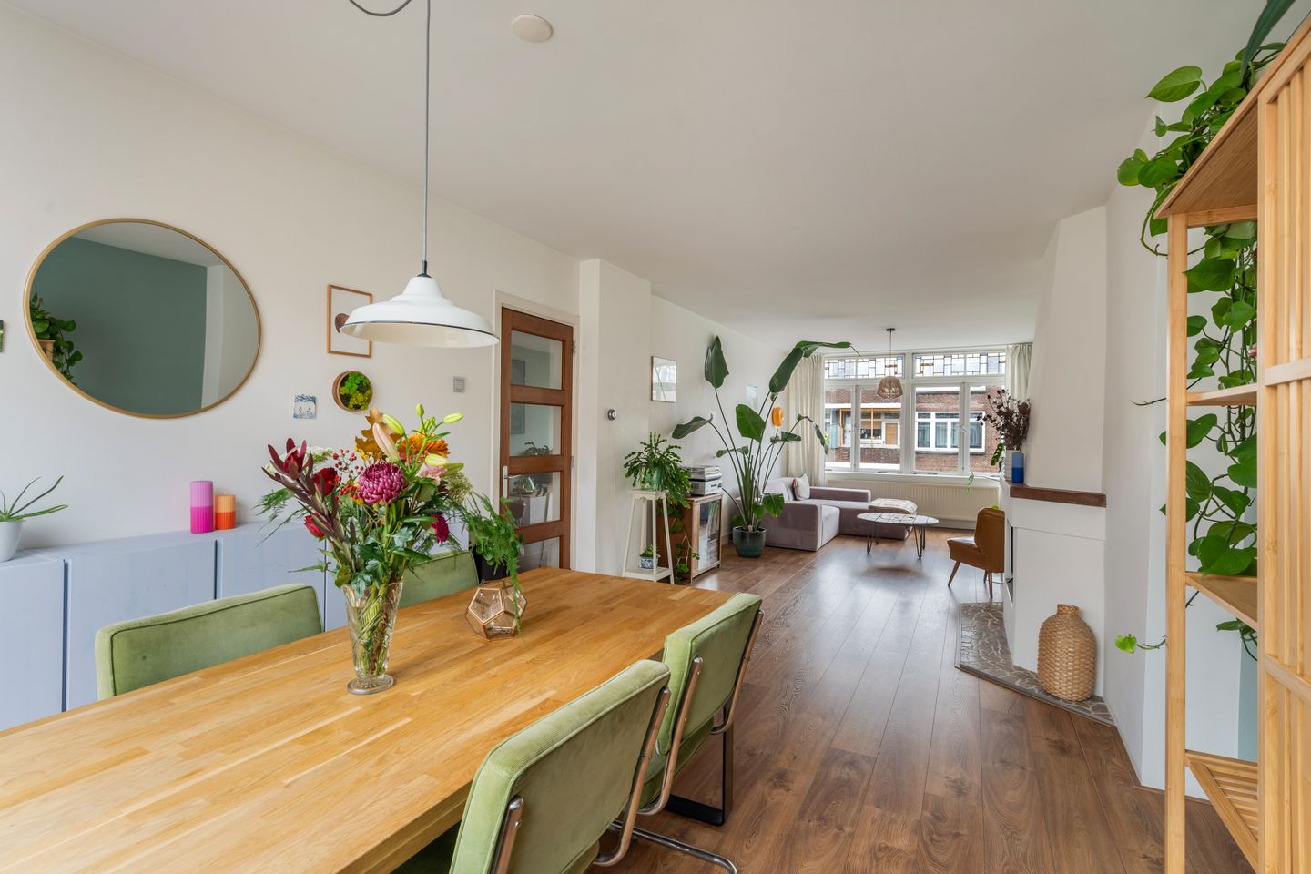 Photo 14 of Bisschopstraat 25-C