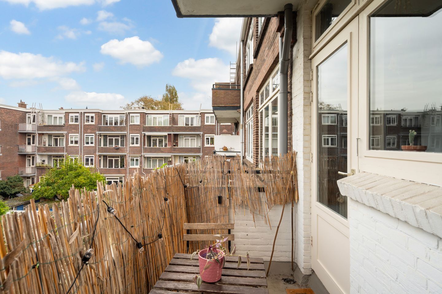 Photo 20 of Bisschopstraat 25-C