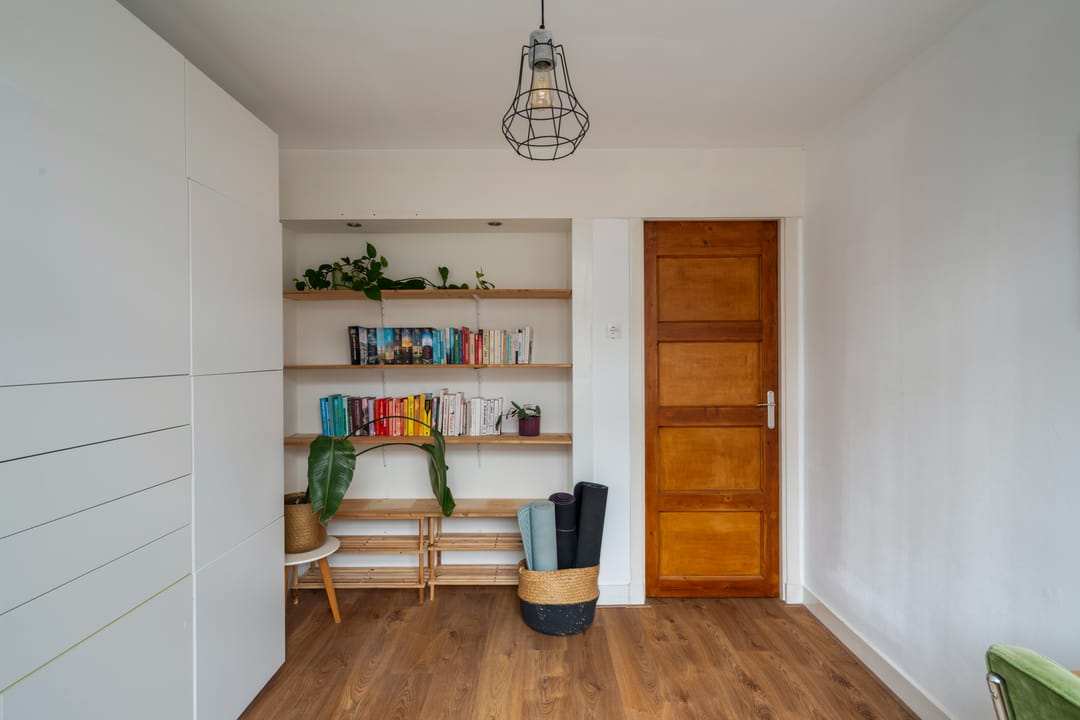 Photo 23 of Bisschopstraat 25-C