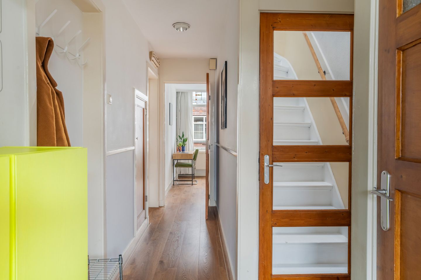 Photo 40 of Bisschopstraat 25-C