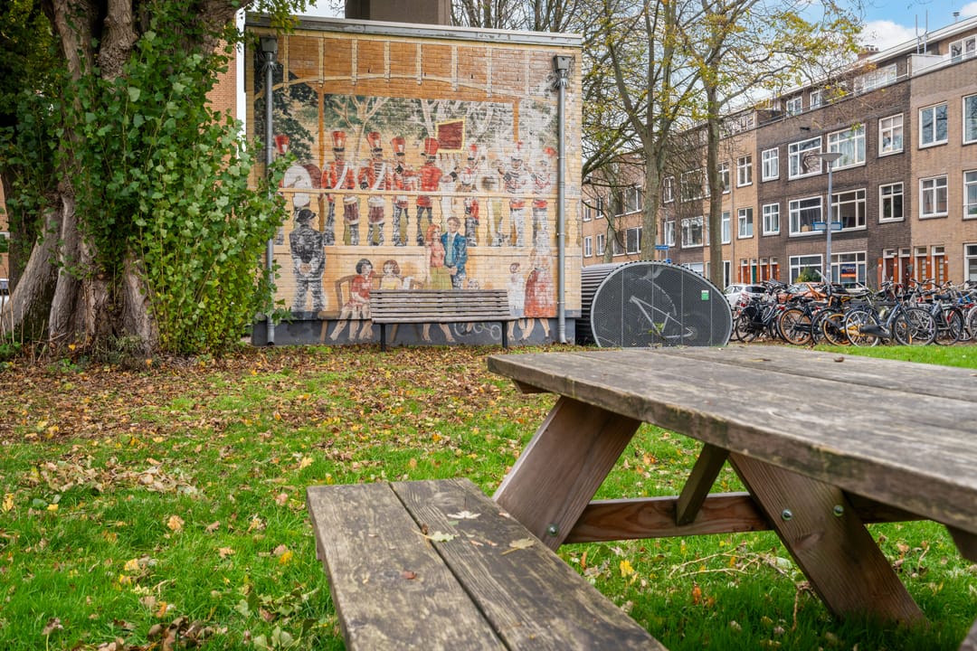 Photo 47 of Bisschopstraat 25-C