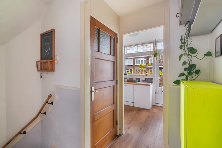 Foto 37 van Bisschopstraat 25-C