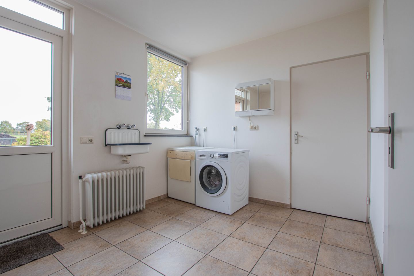 Photo 20 of Dries 26