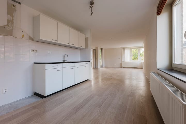 Photo 6 of Lekstraat 15-F