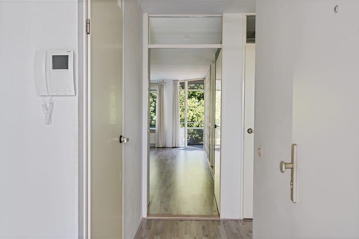 Photo 16 of Curiestraat 119