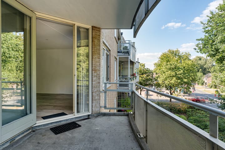 Photo 28 of Curiestraat 119