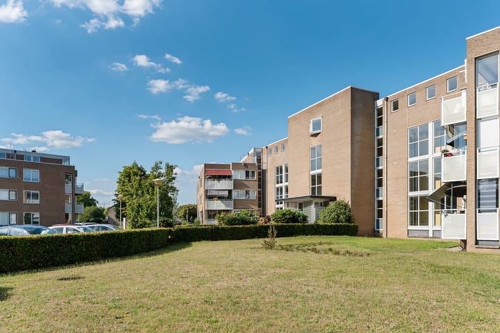 Photo 36 of Curiestraat 119