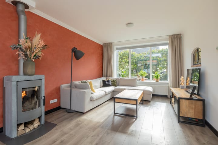 Foto 2 van Troelstralaan 13