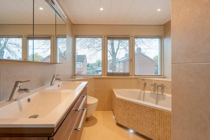 Foto 23 van Marsstraat 44