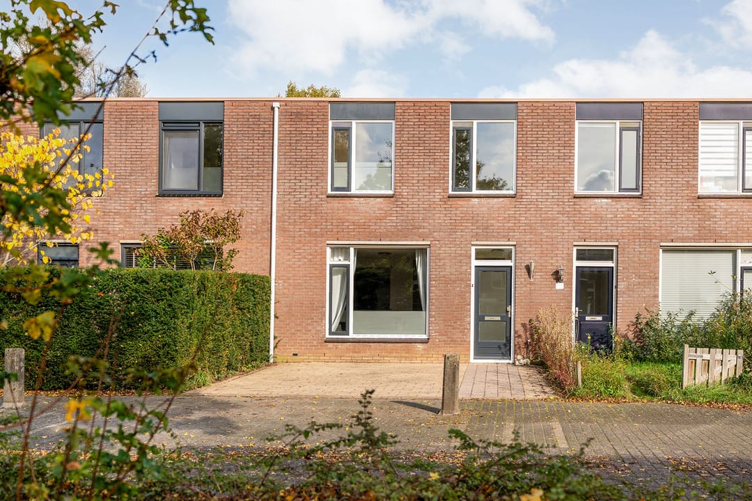 Photo 1 of Van Limburg Stirumware 72