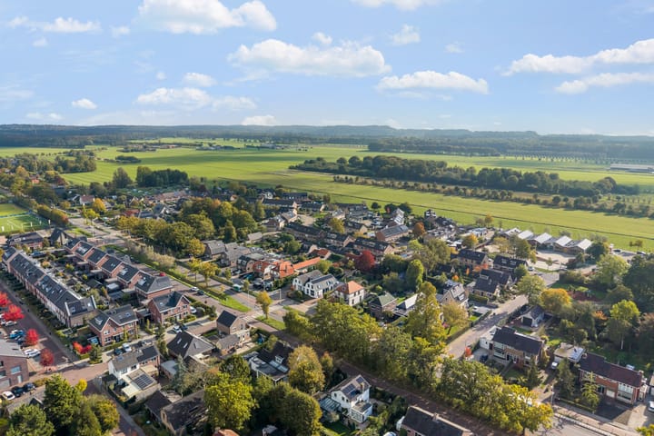 Photo 55 of Doornseweg 31-A