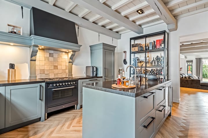 Foto 10 van Bloemendalsestraat 31