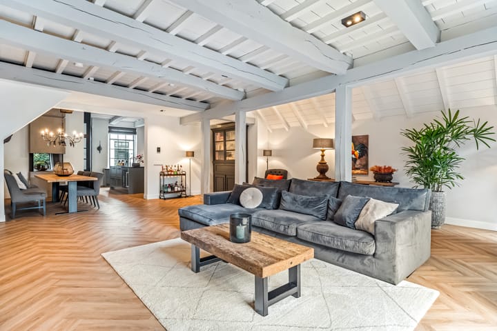 Foto 24 van Bloemendalsestraat 31