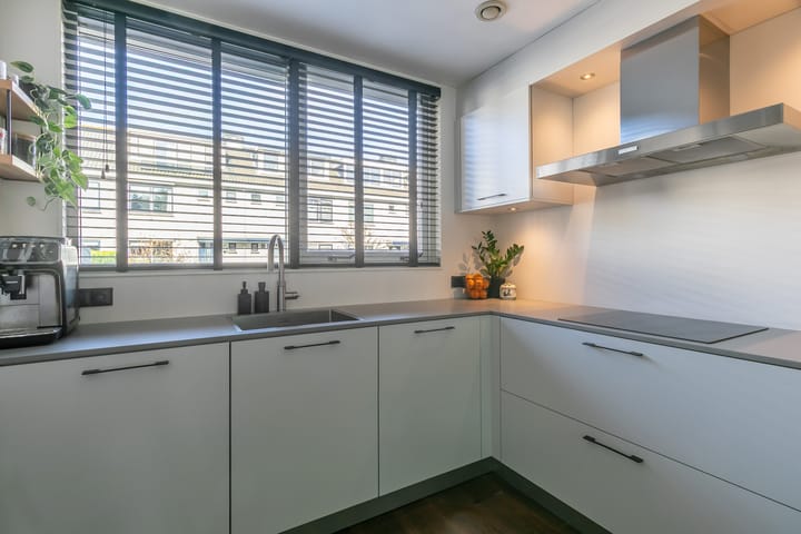 Foto 14 van Erasmusstraat 88