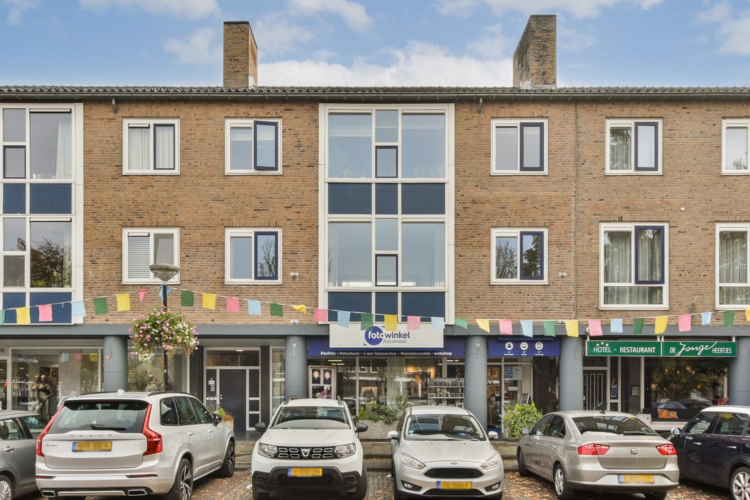 Foto 2 van Raadhuisplein 13