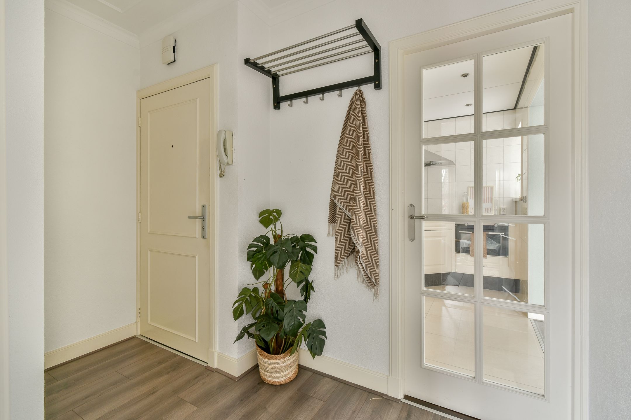 Foto 3 van Raadhuisplein 13