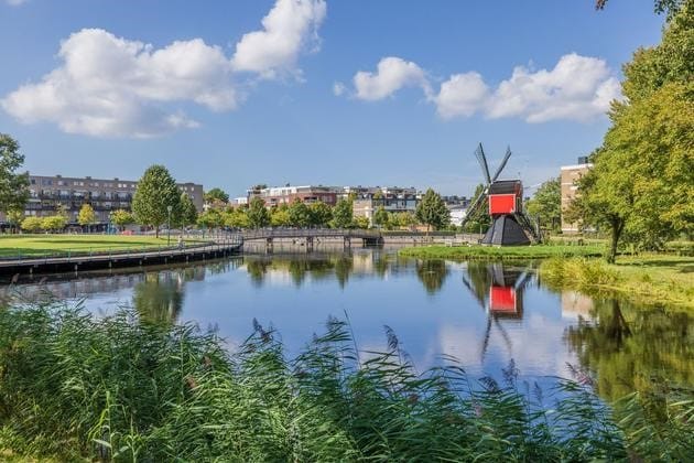 Photo 51 of Aert van Neslaan 422