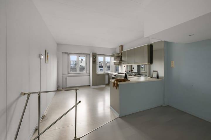 Photo 18 of Adelaarsweg 20