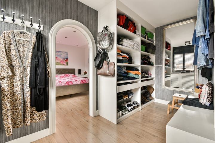 Photo 11 of de Ruijterstraat 12