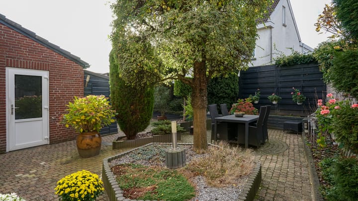 Foto 24 van Caumerstraat 15