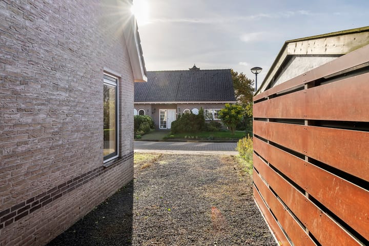 Photo 12 of Kamillekamp 38