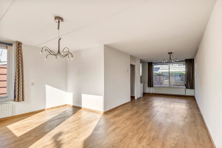 Photo 22 of Kamillekamp 38