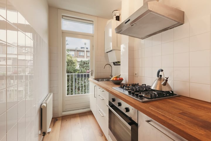 Foto 12 van Orteliusstraat 241-3