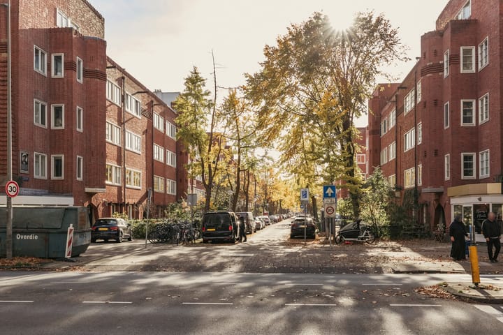 Foto 36 van Orteliusstraat 241-3