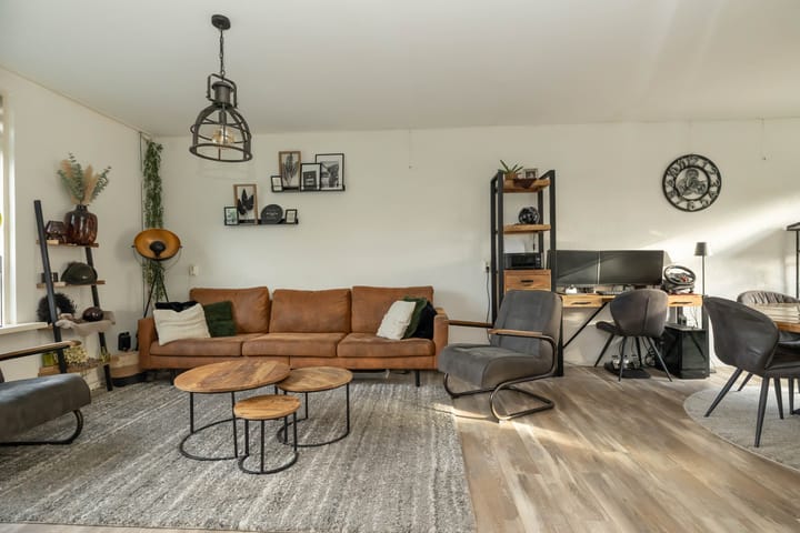 Foto 8 van Saturnus 72