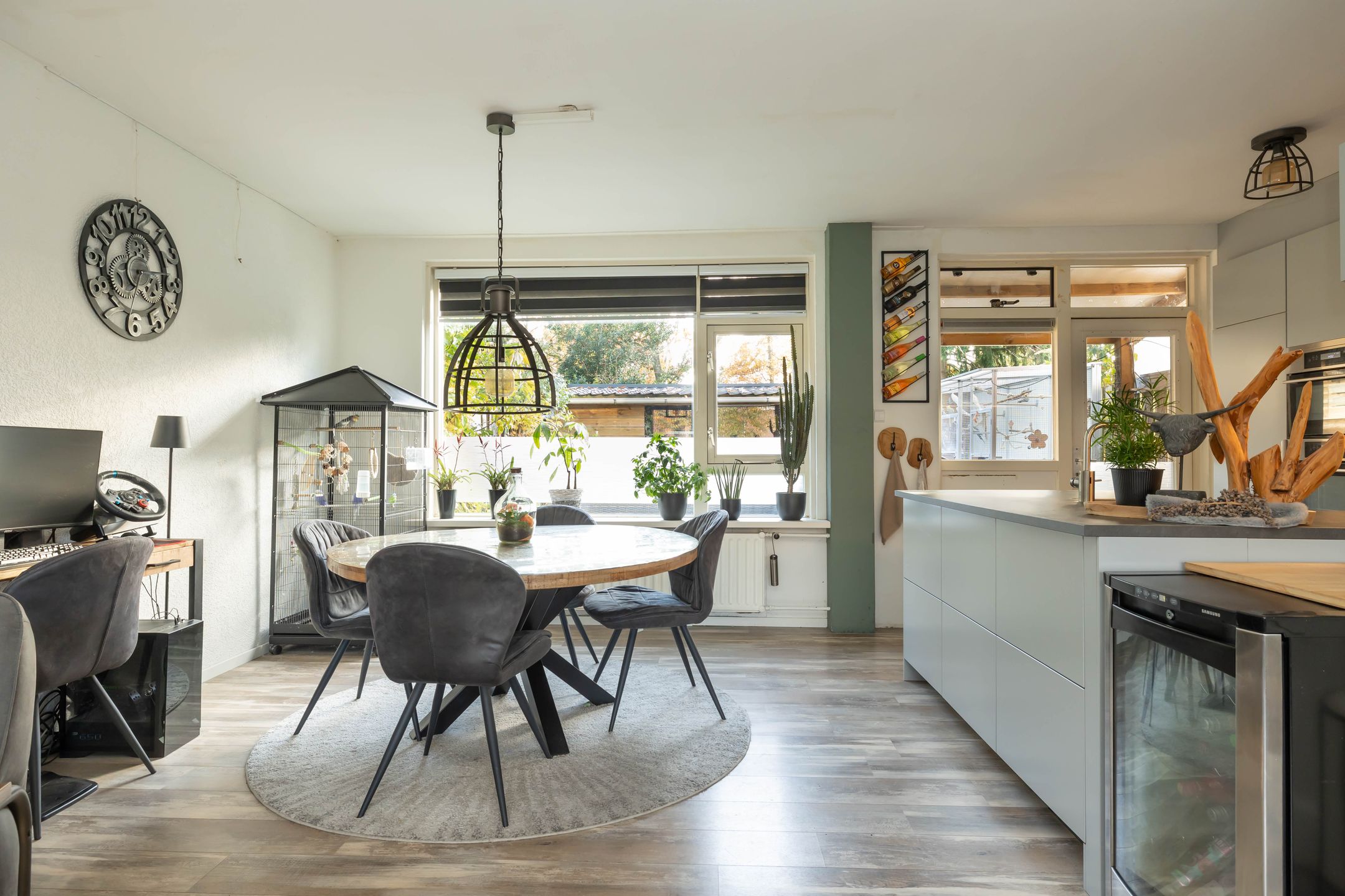 Foto 12 van Saturnus 72