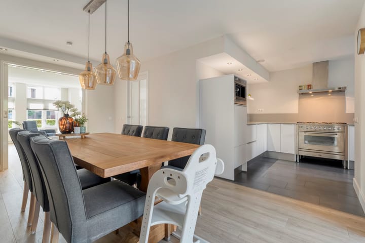 Foto 2 van Van Laarstraat 6