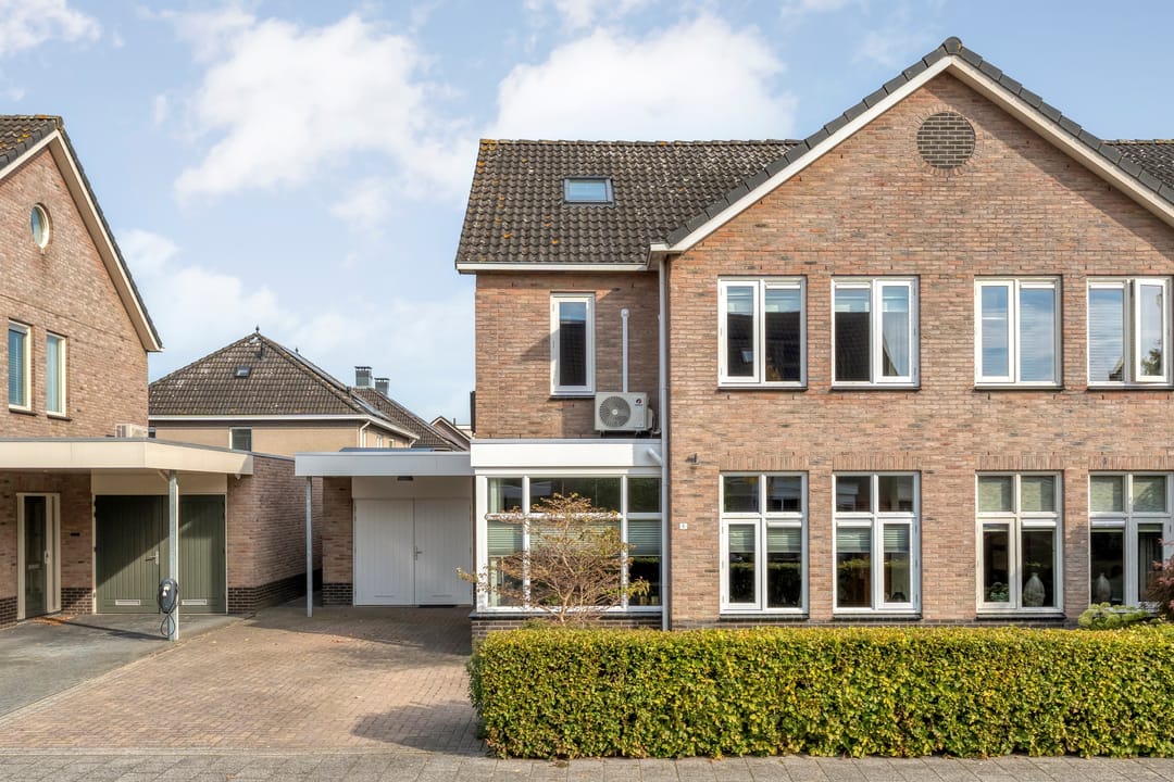 Foto 68 van Van Laarstraat 6