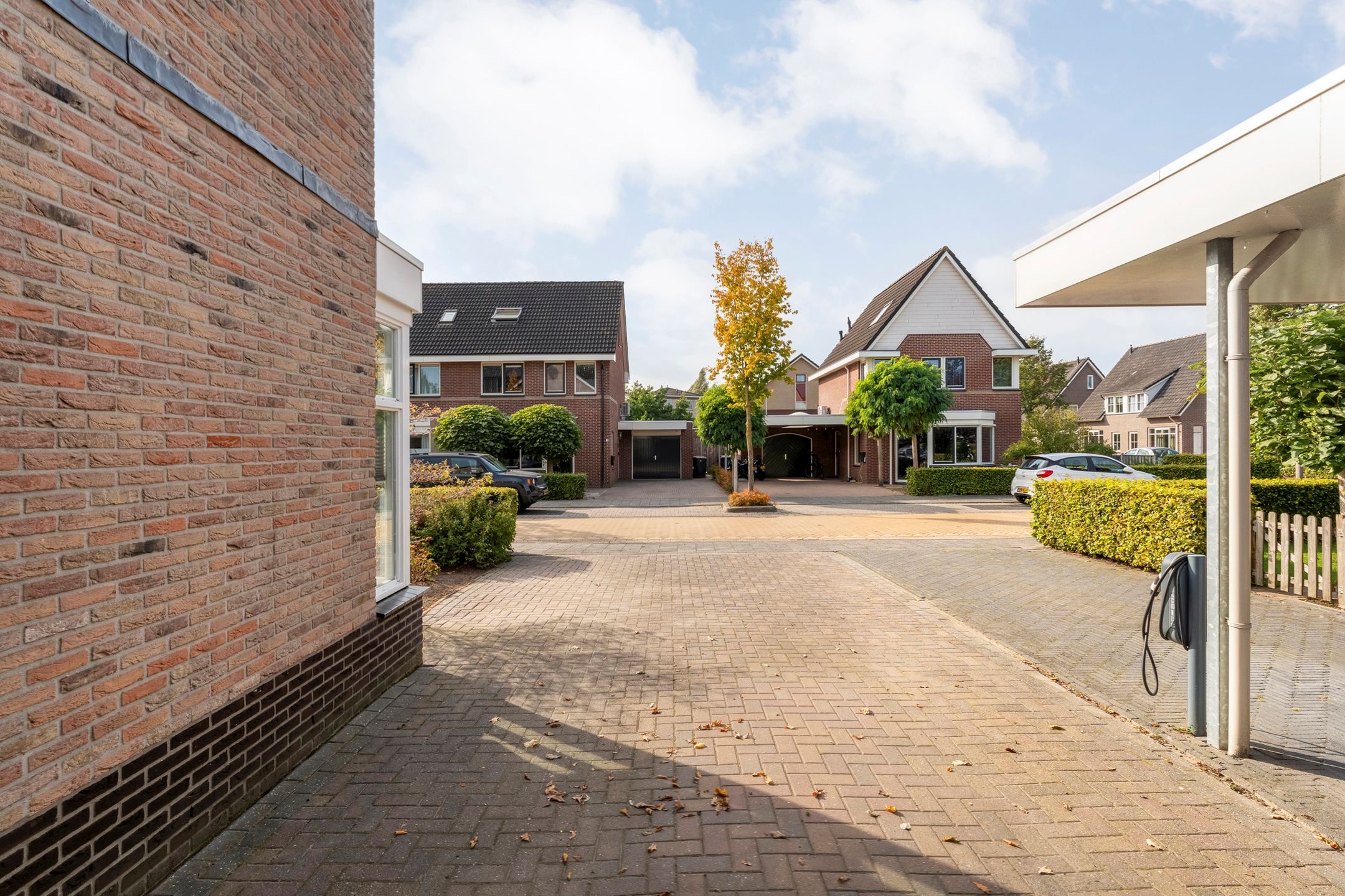 Foto 12 van Van Laarstraat 6