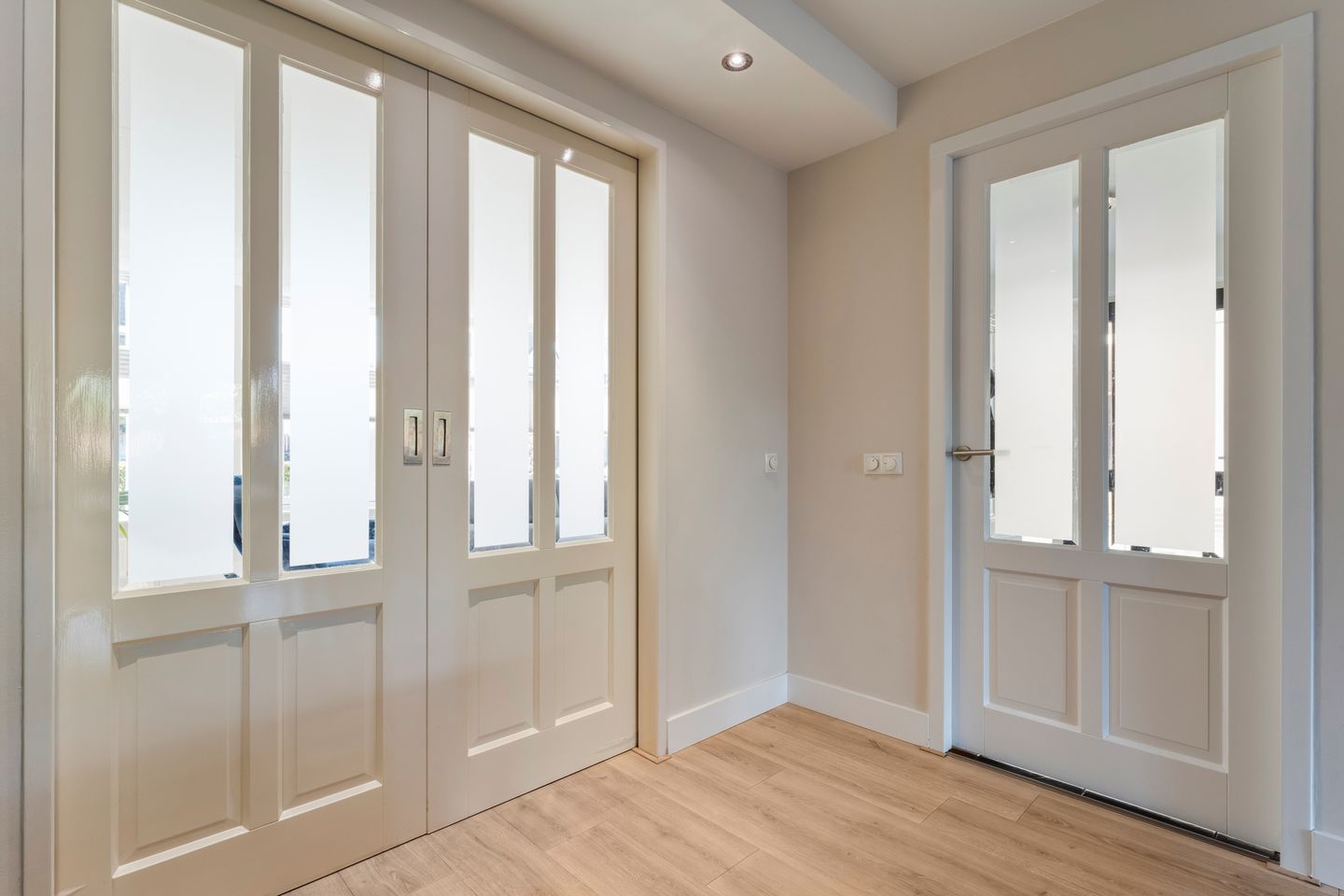 Foto 14 van Van Laarstraat 6