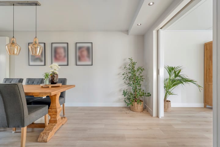 Foto 16 van Van Laarstraat 6