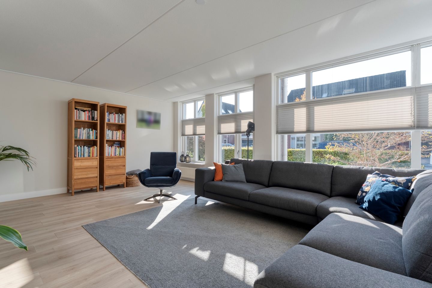 Foto 19 van Van Laarstraat 6