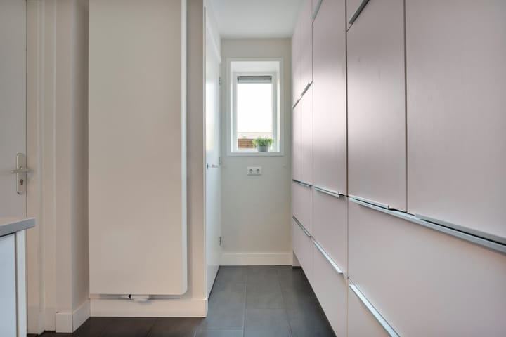 Foto 30 van Van Laarstraat 6