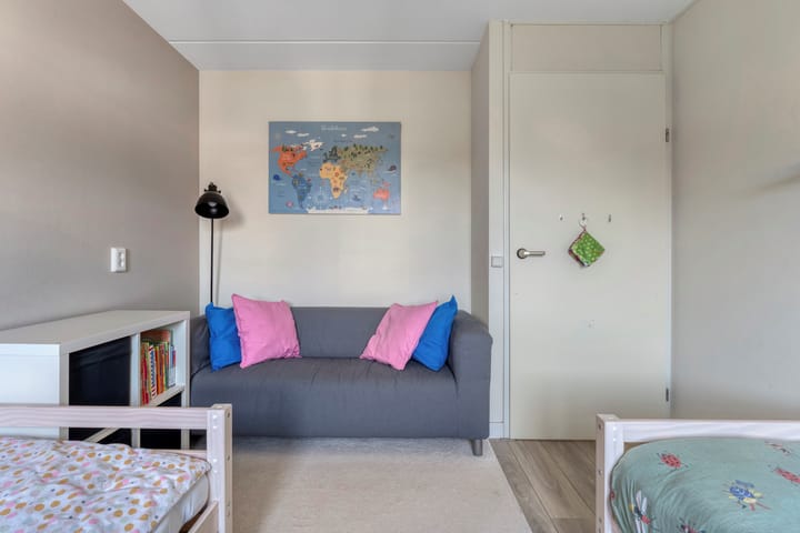 Foto 41 van Van Laarstraat 6