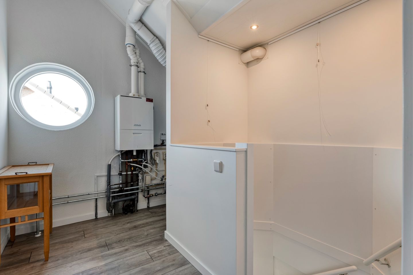 Foto 49 van Van Laarstraat 6